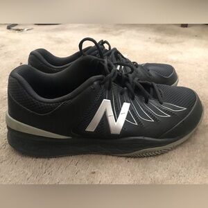 New balance shoes